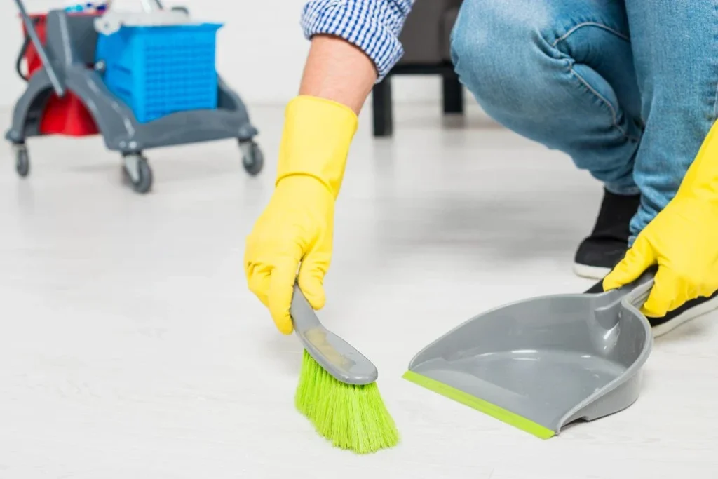 Cleaning marble floors